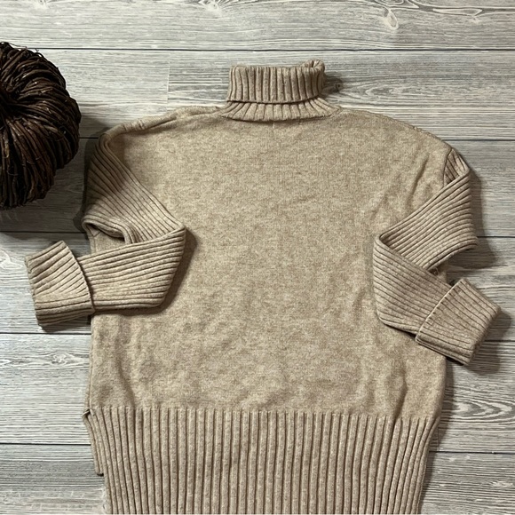 Entro Turtleneck Cable Detail Sweater, Camel Color, size Medium, Cuff Sleeve - Picture 5 of 8